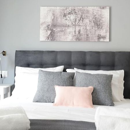 Bright Flat Near The Acropolis By Upstreet Διαμέρισμα Αθήνα Εξωτερικό φωτογραφία